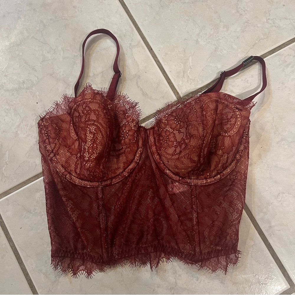 Victoria Secret Dream Angels Longline Bra. Wine Colored. 32DNWT